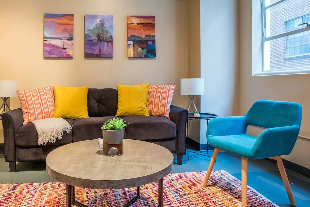 Downtown Jacksonville Apts by Frontdesk