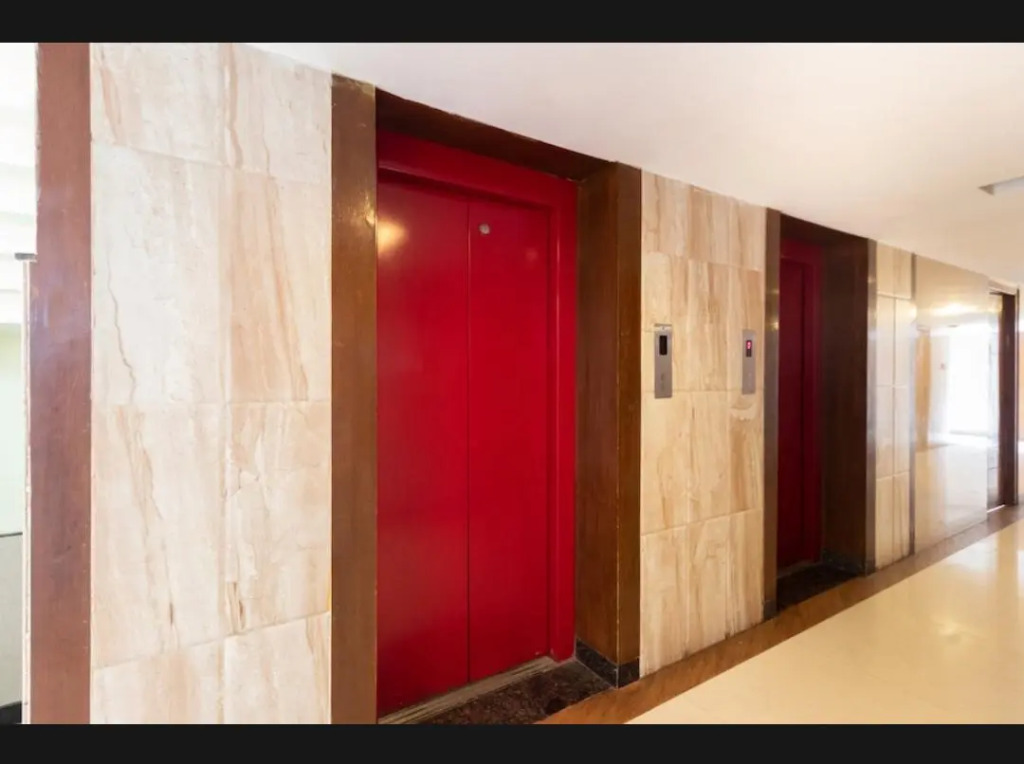 Hotel Vassi Palaze