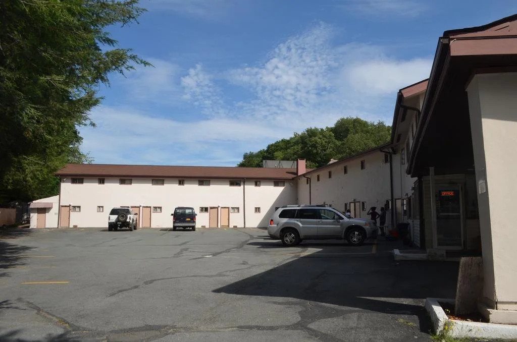 Budget Inn