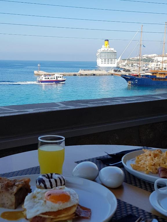 Avra Luxury Suites Mykonos