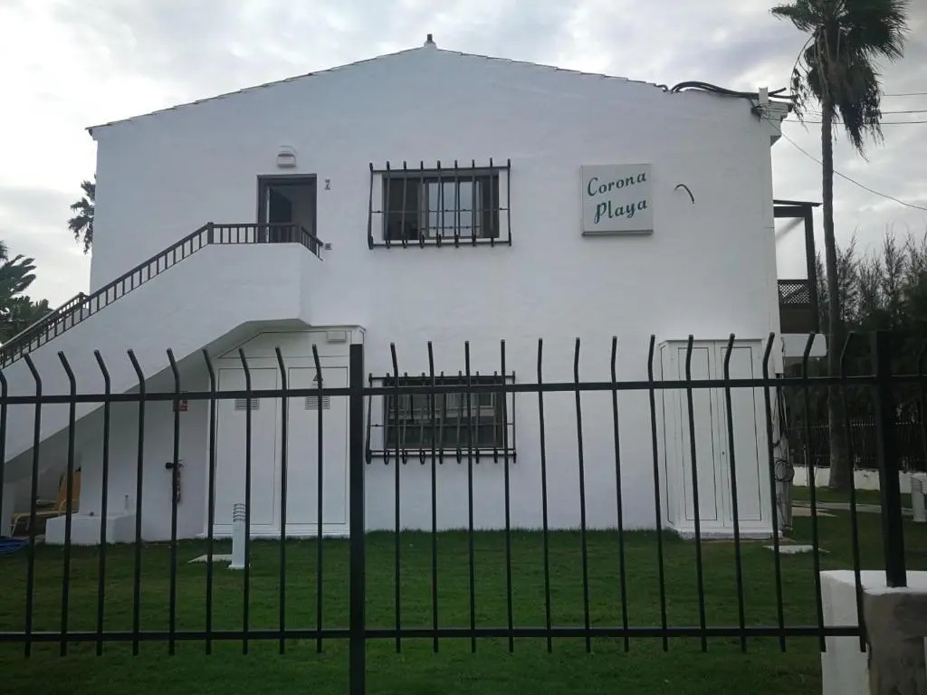 Apartamentos Corona Playa
