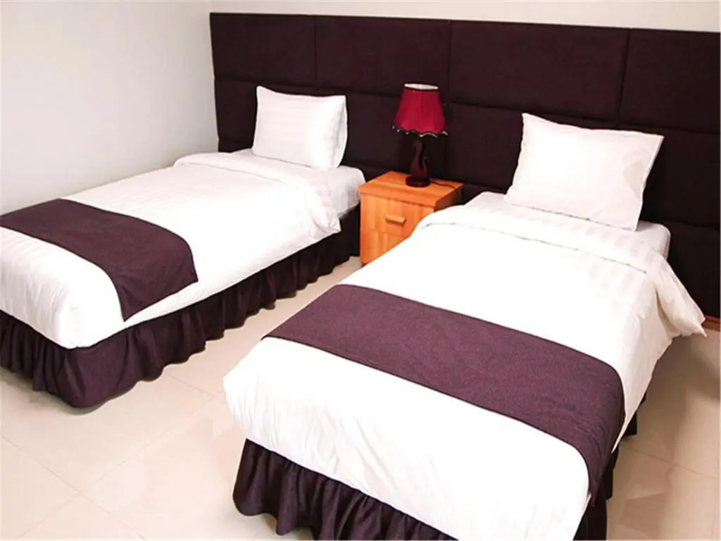 J Hotel