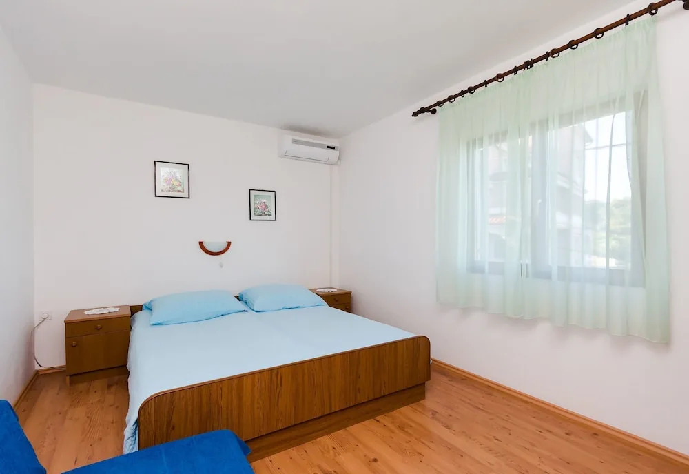 Apartments Dragan