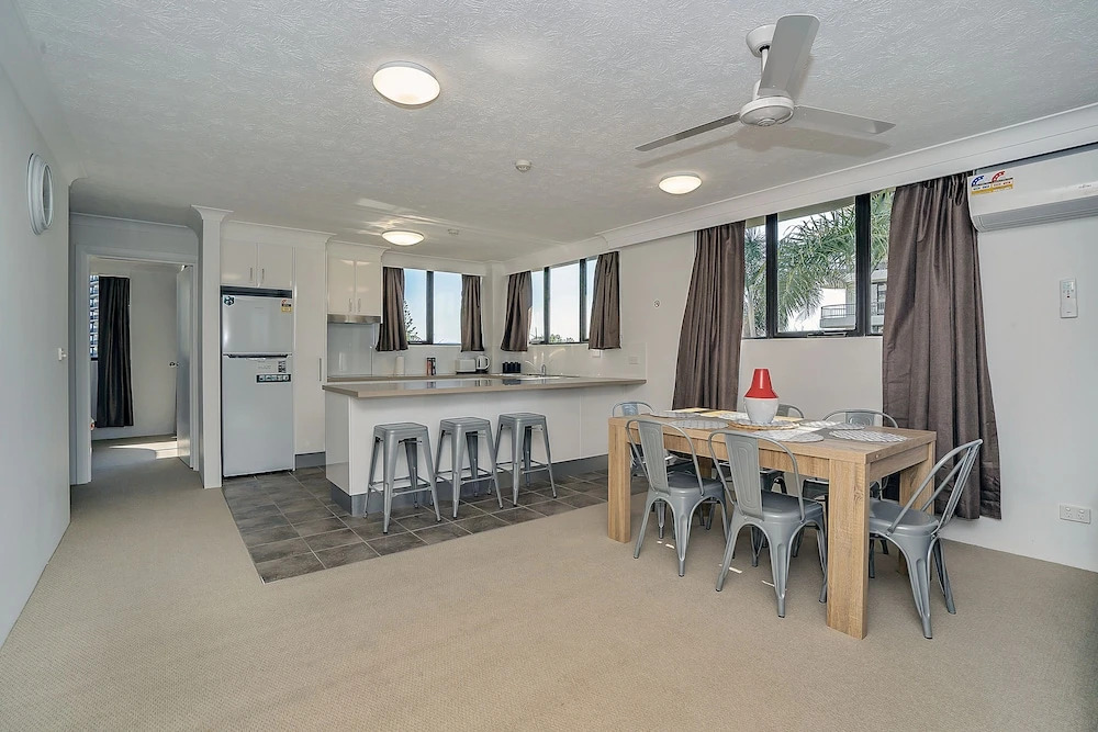 Terrific Location, Large 2BR, 2 Bath Apt