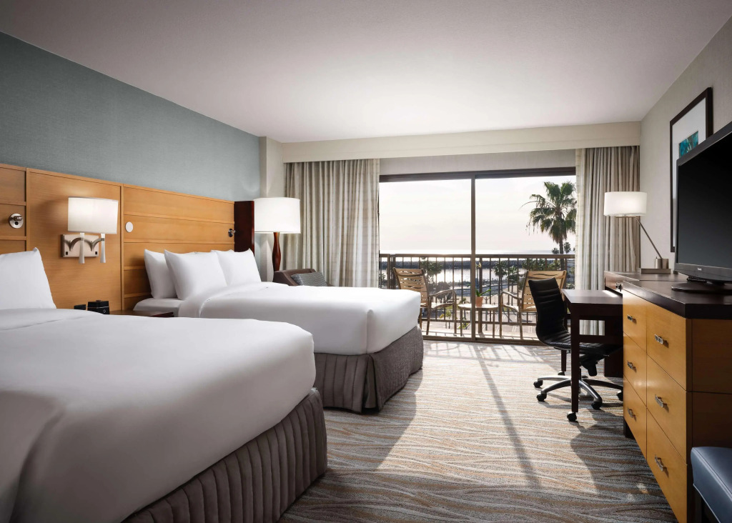 Sonesta Redondo Beach and Marina
