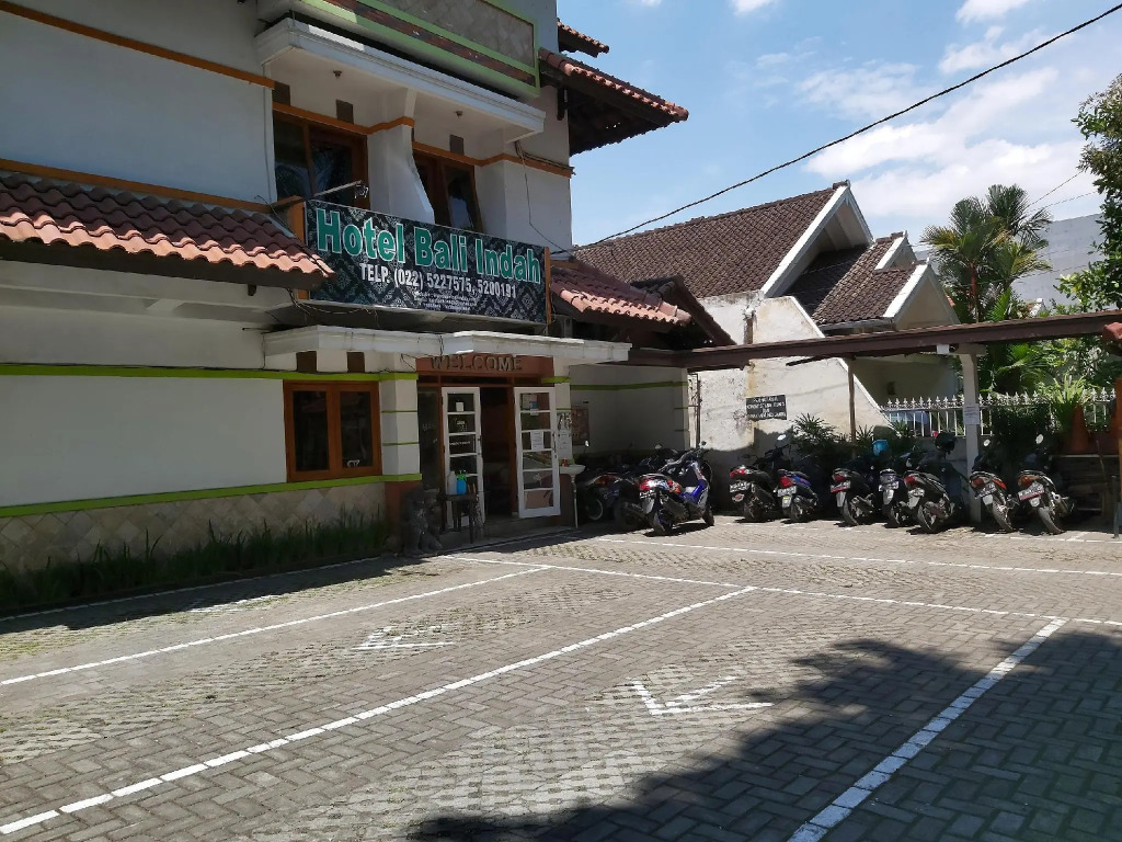 New Bali Indah Hotel Bandung