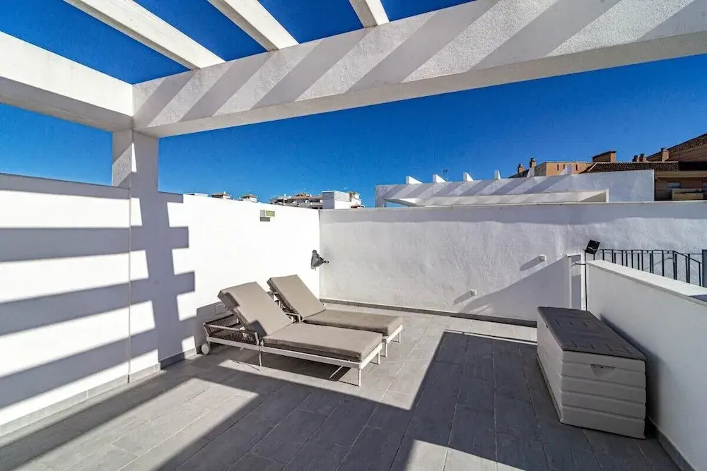 Eg5.4a - Luxury Penthouse With Private Sun Terrace