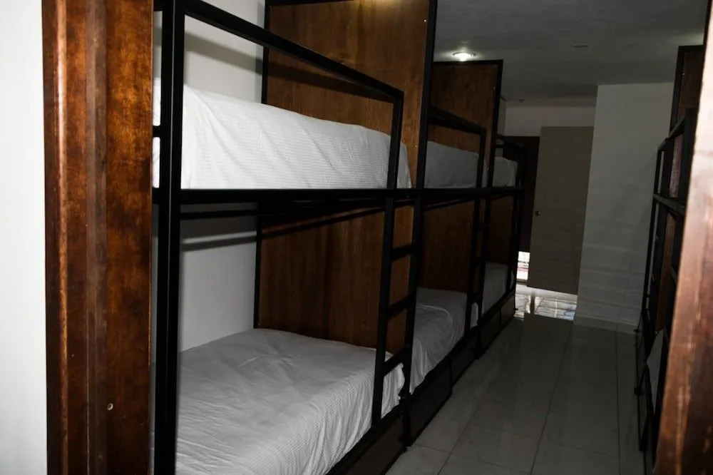 Hostal Tokio