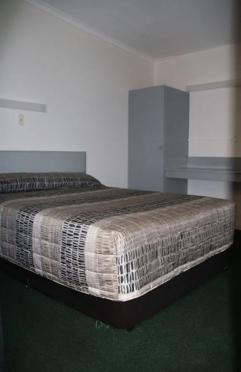 Bourbong St Motel