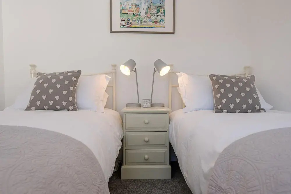 Bonheur, 16 Bartholomew Green, Southwold