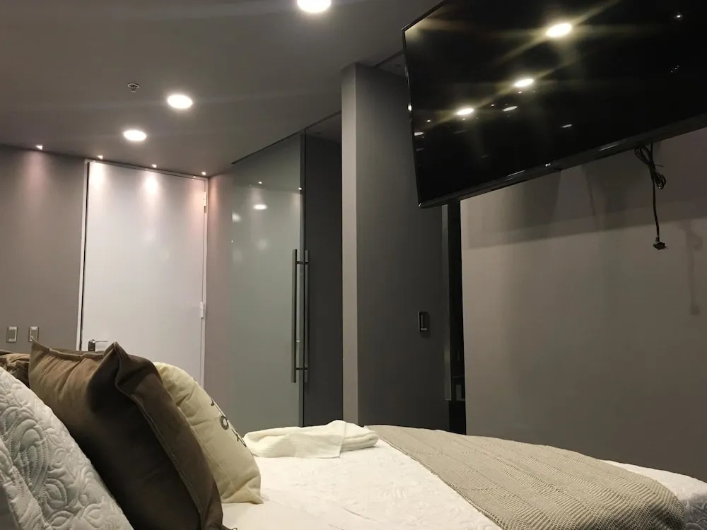 Hotel Paris Luxury Suites