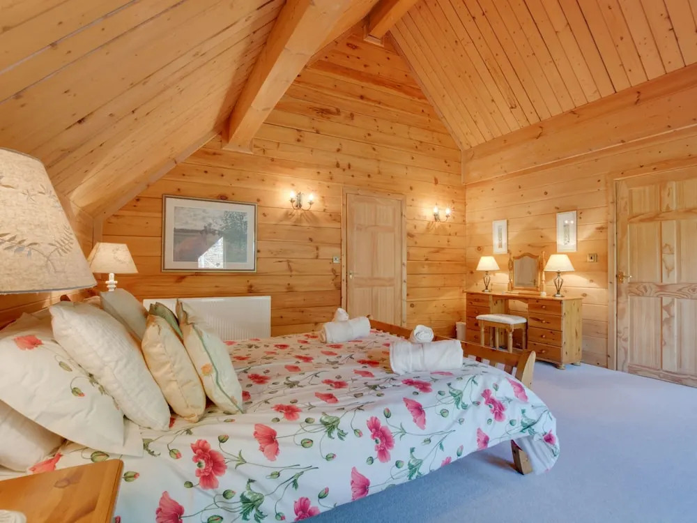 Pleasant Holiday Home in Little Petherick near Padstow