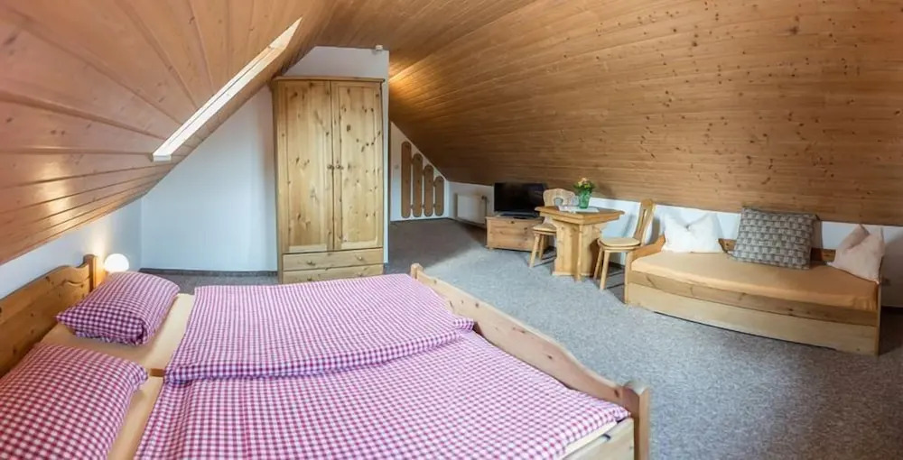 Pension & Gaststätte Am Roten Hammer