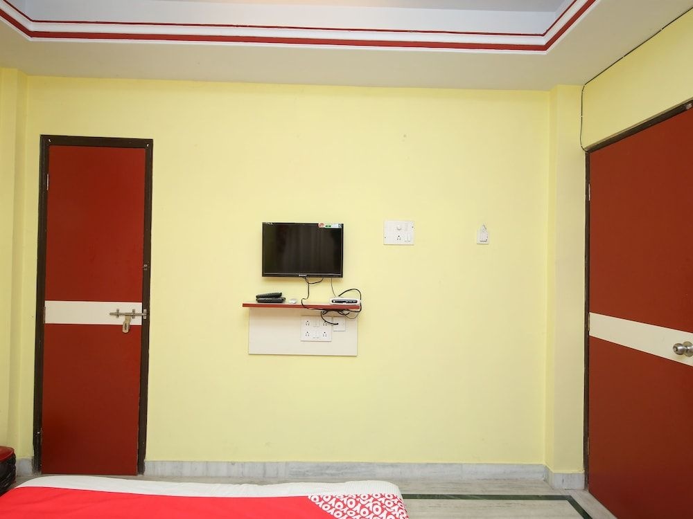 OYO 13039 Sradhanjali
