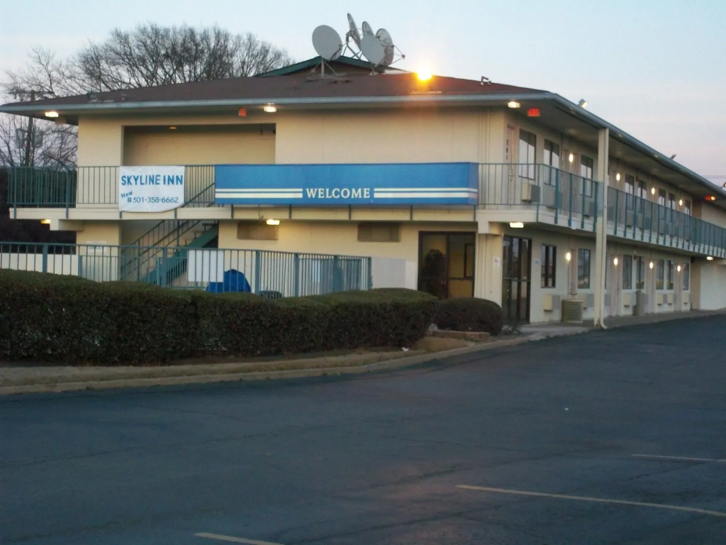 Skyline Inn