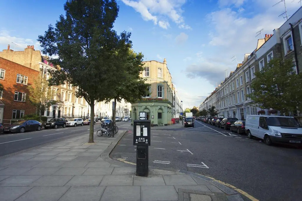 ItalianFlat - Chelsea