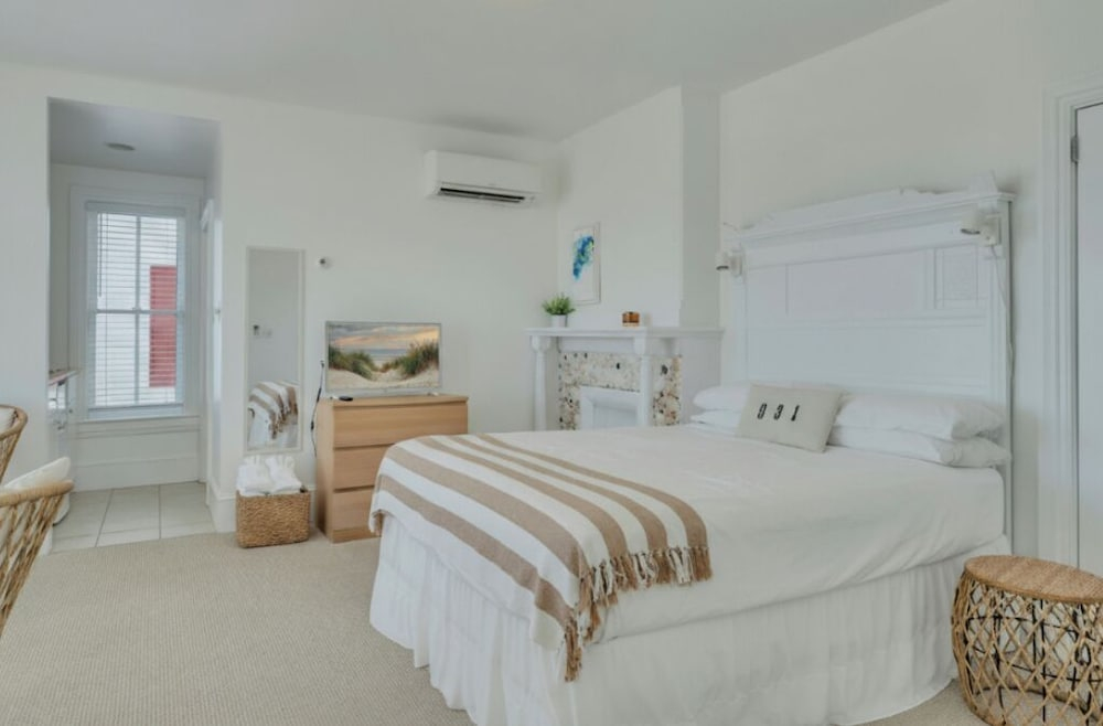 931 Beach Guest House
