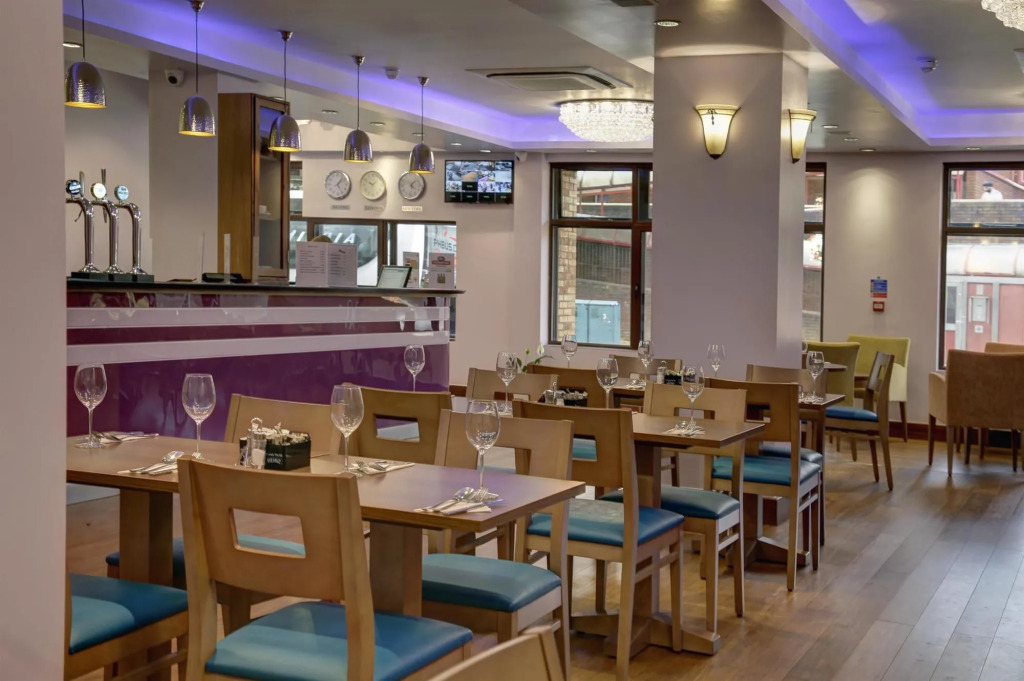 The Airlink Hotel London Heathrow