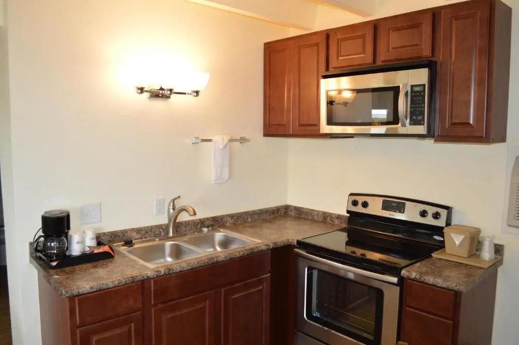 Oceanfront Inn and Suites