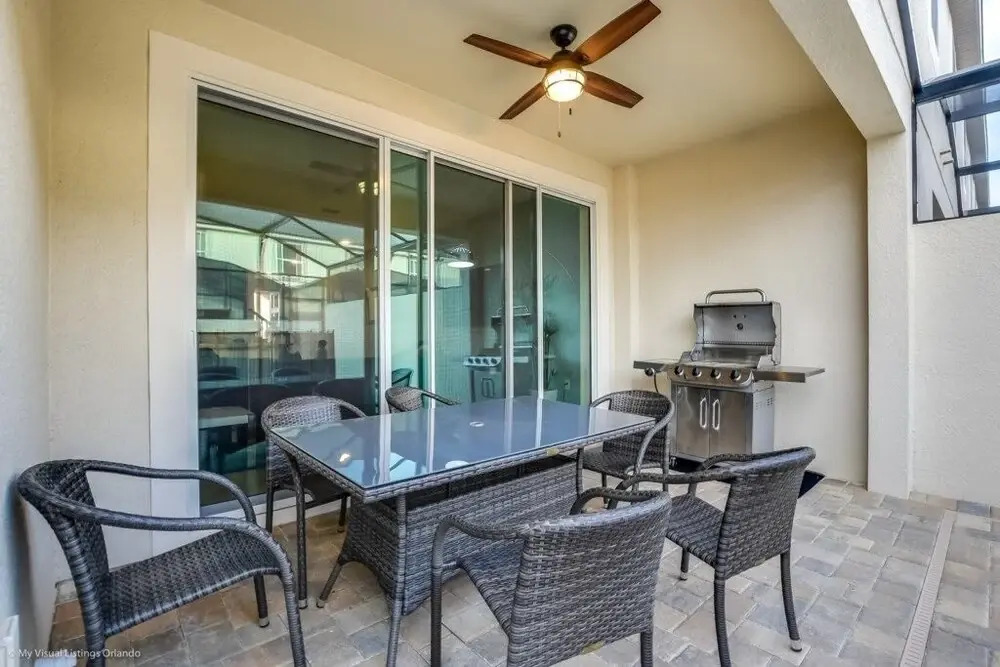Orlando Newest Resort Community Town Home 5 Bedroom Townhouse by Redawning