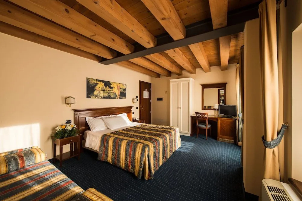 Hotel Villa Dei Carpini