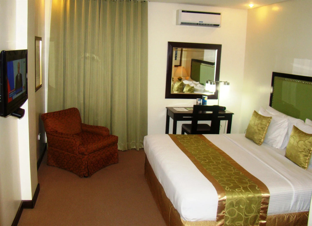 Azzurro Hotel