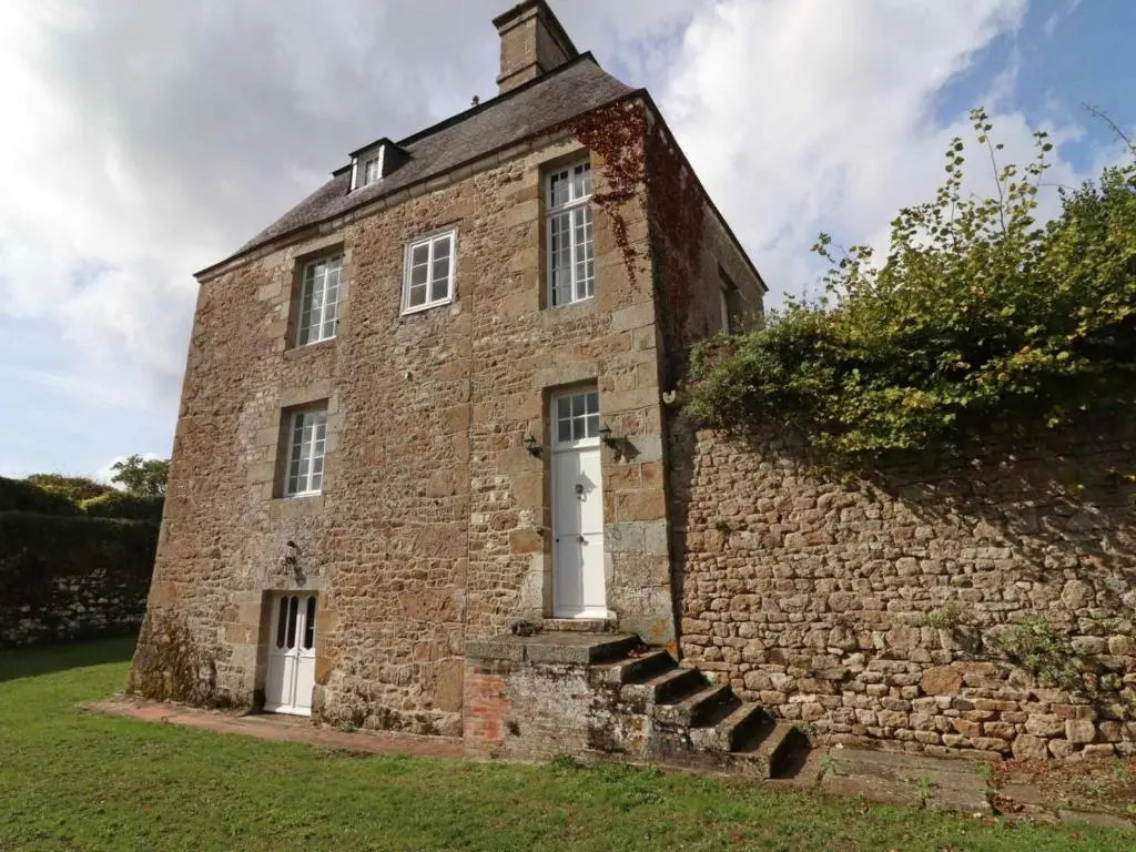 Maison du Chapelain : Charme en Suisse Normande, Animaux acceptés - FR-1-497-54