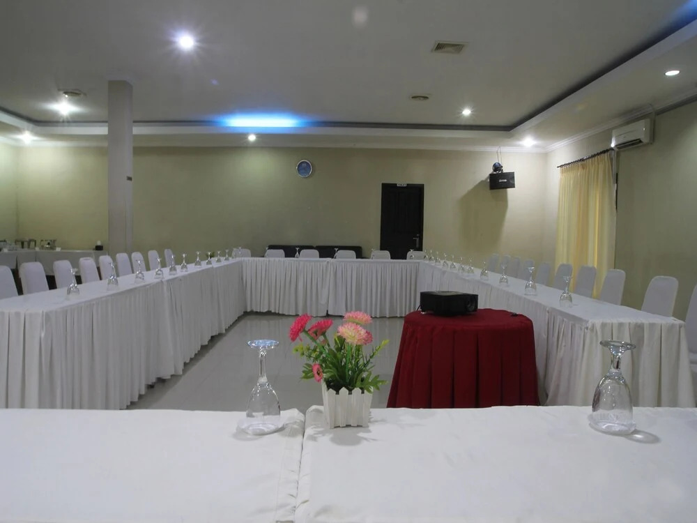 OYO 2146 Hotel St 12
