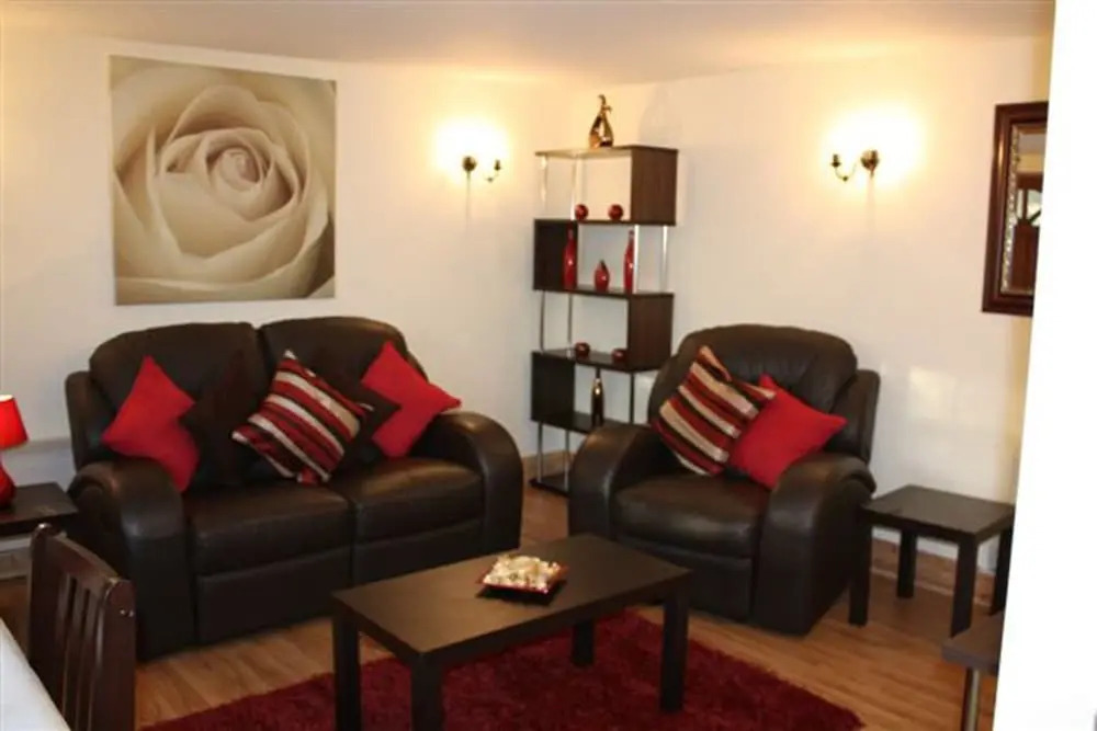 Robertsbridge Retreat Upper Apartment