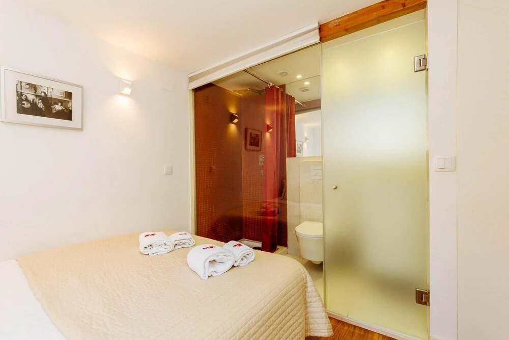 Rent4rest Bairro Alto Charming 1 Bedroom Apartment
