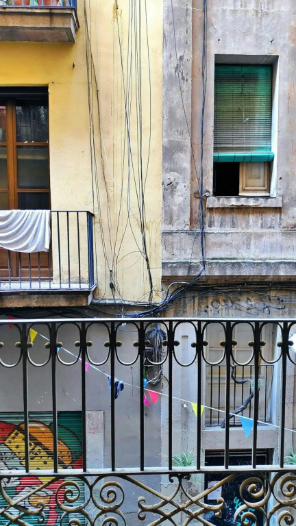 Sant Antoni 2 - Downtown Barcelona & Modern