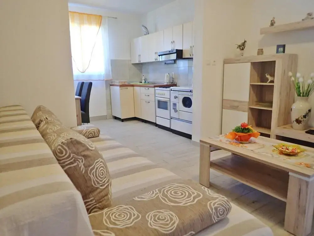 2-br Seaview Apartment in Baric Draga