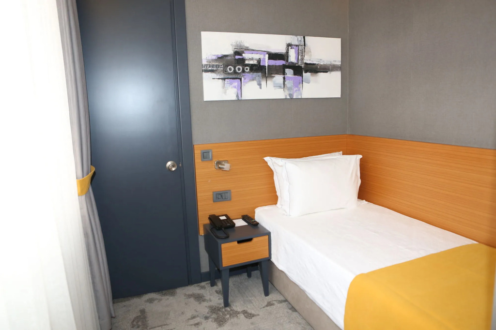 Sapko Airport Hotel