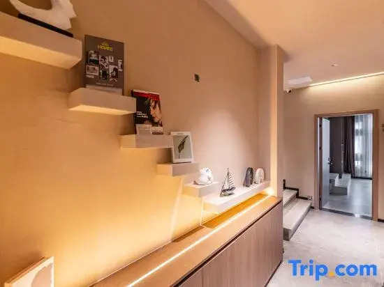 Wind also Cloud Luxury Intelligent Sea View Hotel -DoubleuCorridoriErhairHotelotel)