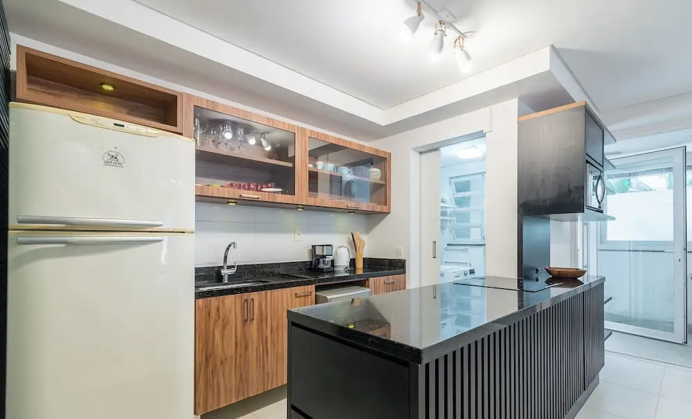 Beautiful Apart w/ Balcony 500m From Beach Nng0102