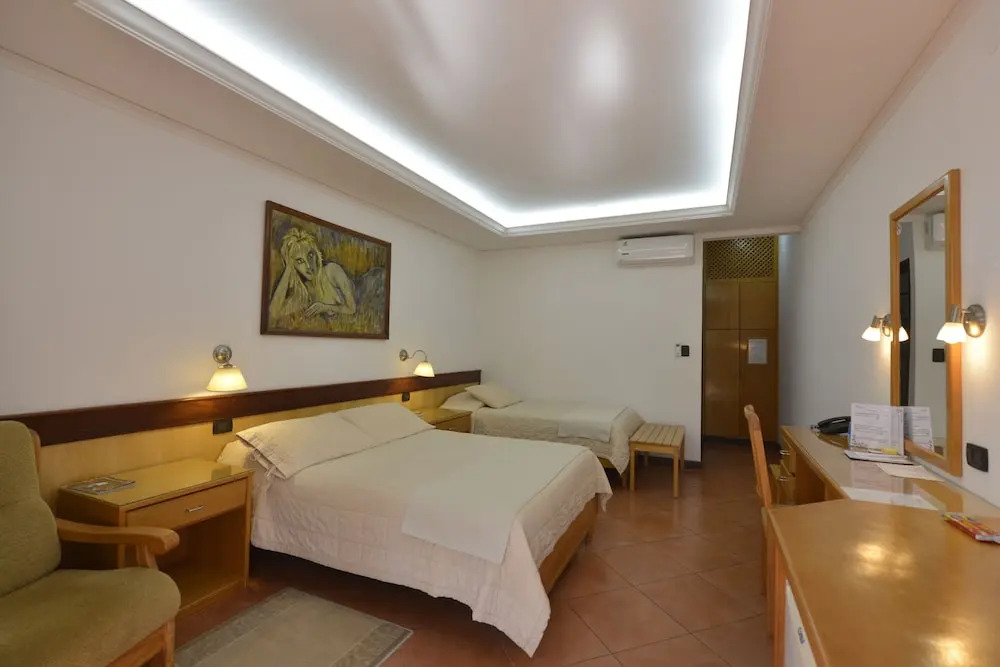 Papillon Hotel