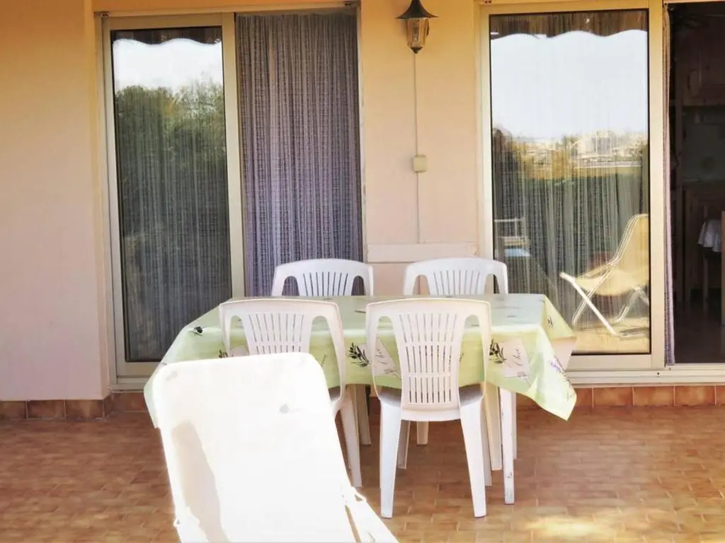 Appartement Bormes-les-Mimosas, 2 pièces, 4 personnes - FR-1-610-20