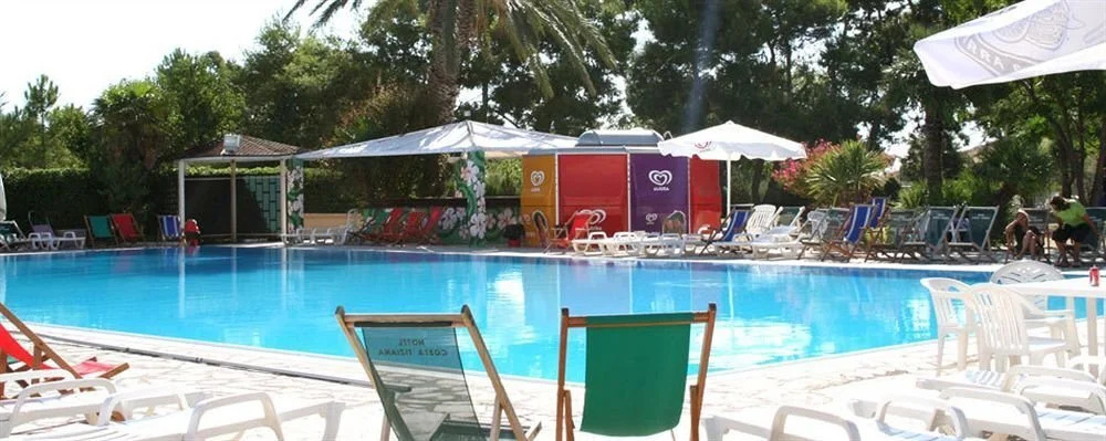 Costa Tiziana Resort