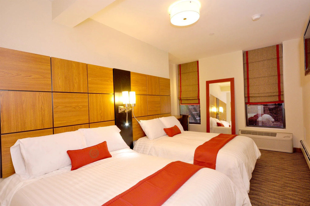 Hotel Five44