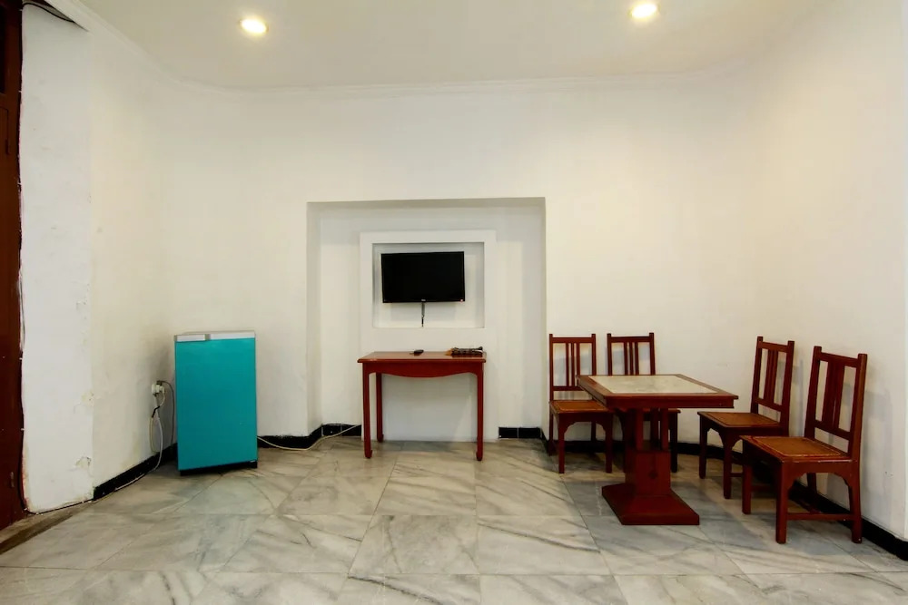 Hotel Limaran 1