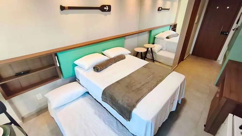 Max Carneiros Suites by CTA