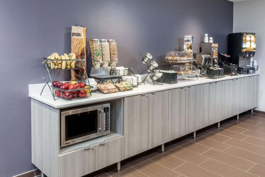 Microtel Inn & Suites by Wyndham West Fargo Near Medical Center