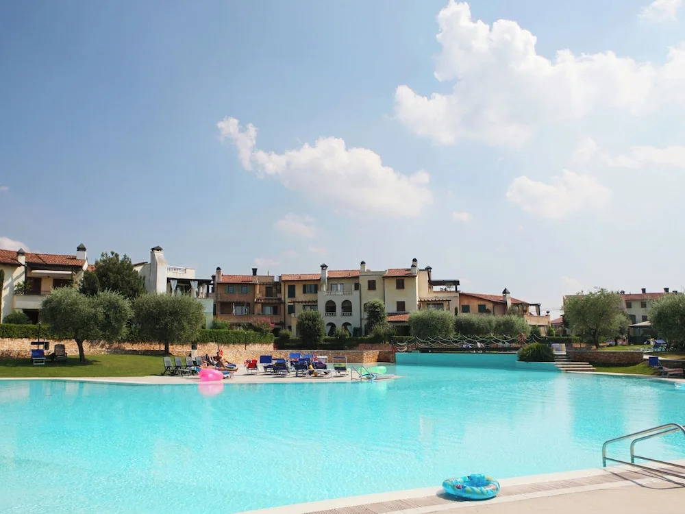 Apartment Near Lake Garda With Pool