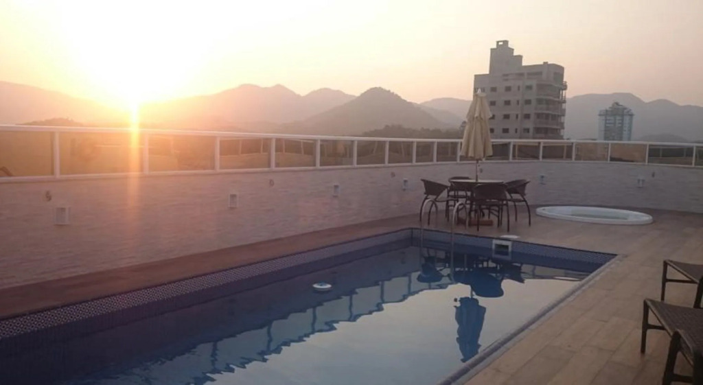 Blue Hill Hotel