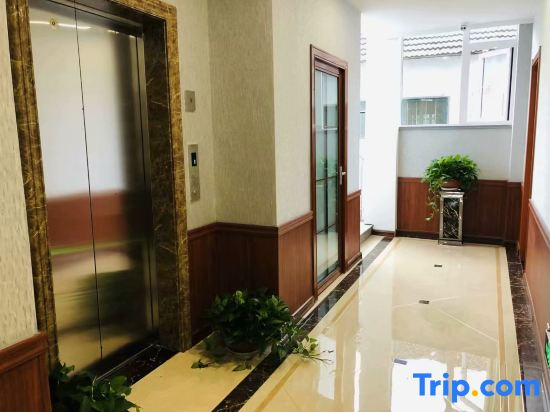 Mengyin Shengshi Hotel