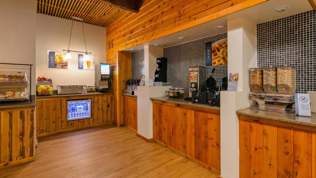 Sturgis Lodge & Suites, Travelodge by Wyndham