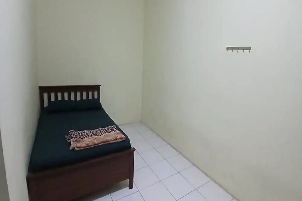 Hotel O Adinda Guest House Syariah
