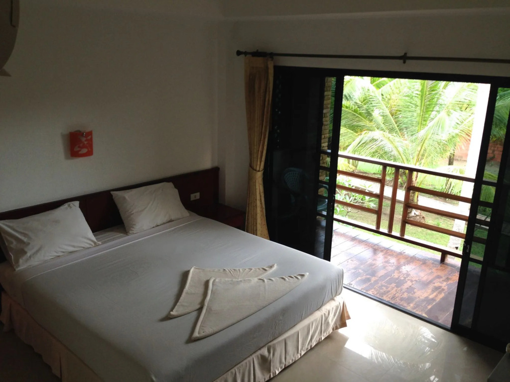 Noble House Beach Resort