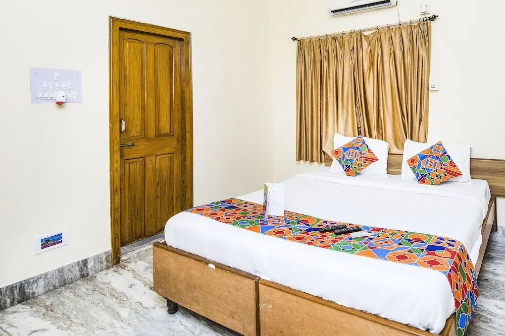 FabHotel Astoria House Salt Lake