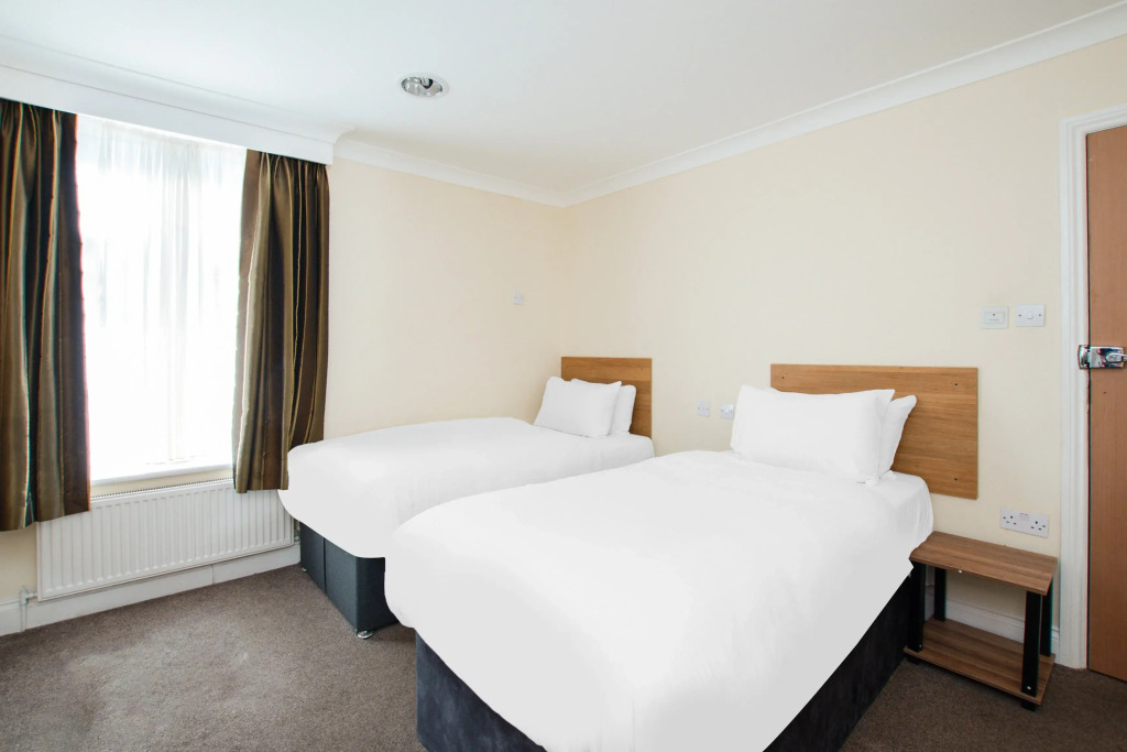 Russel Court Hotel Bournemouth Central